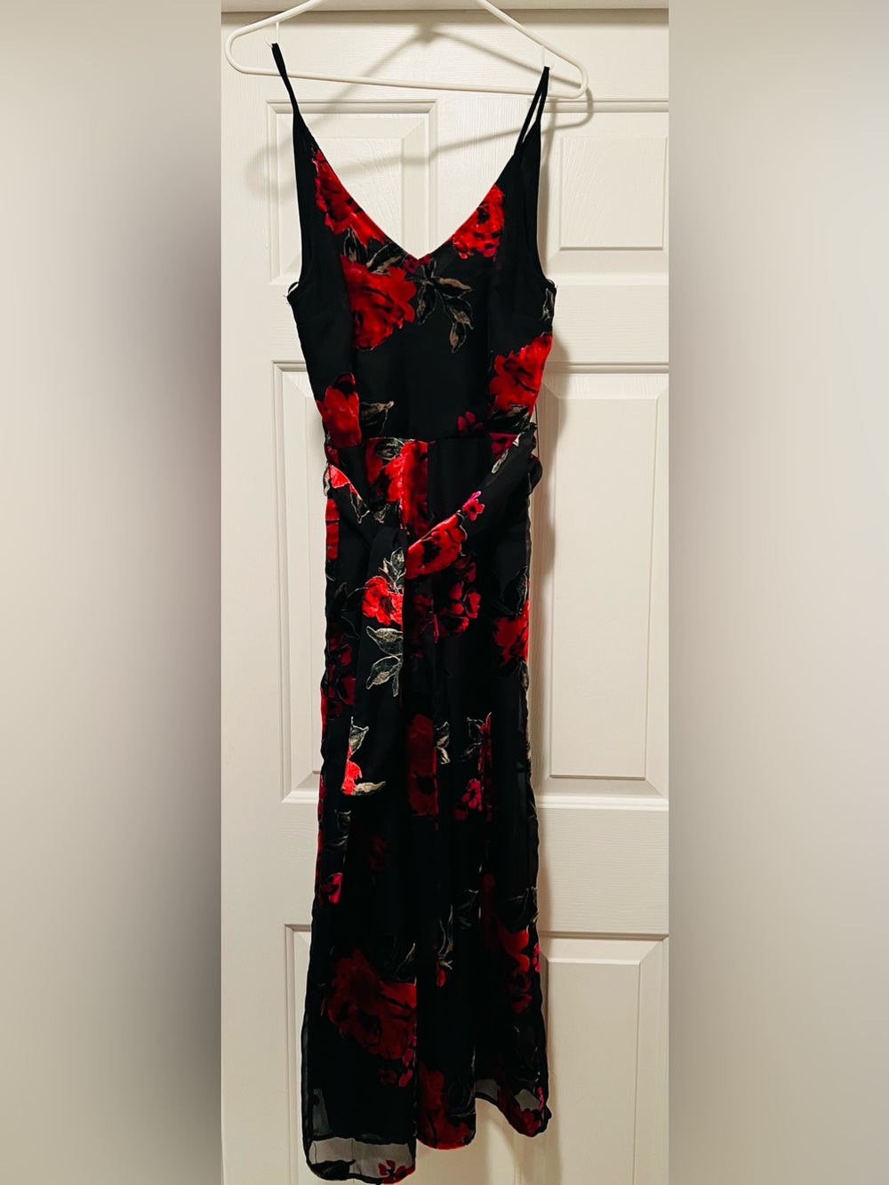 Black & Red Floral V-Neck Maxi Dress